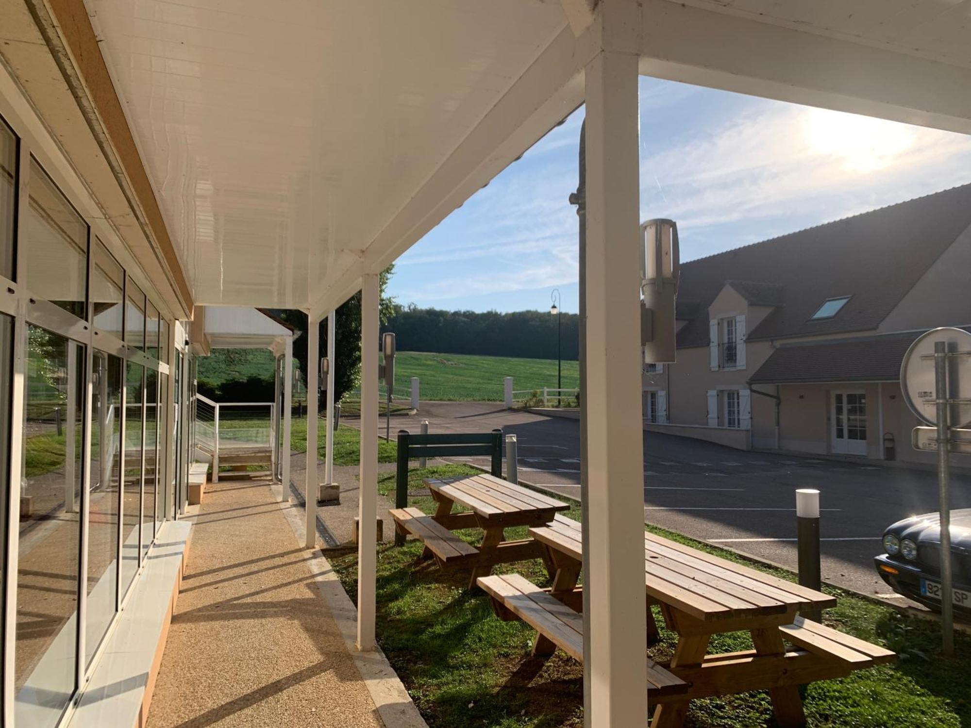Logis Hotel Restaurant Le Moulin De La Coudre Venoy Eksteriør billede