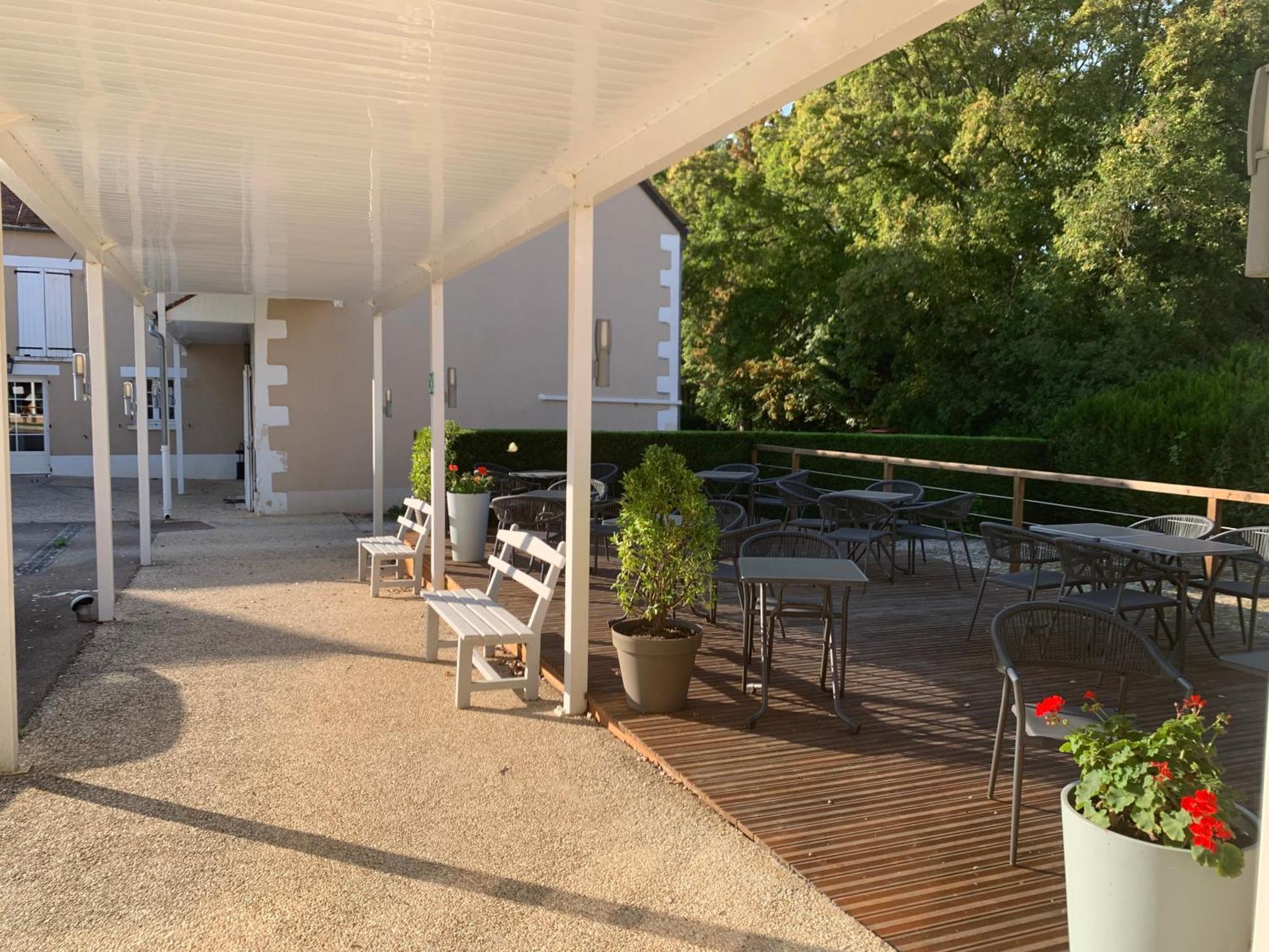 Logis Hotel Restaurant Le Moulin De La Coudre Venoy Eksteriør billede