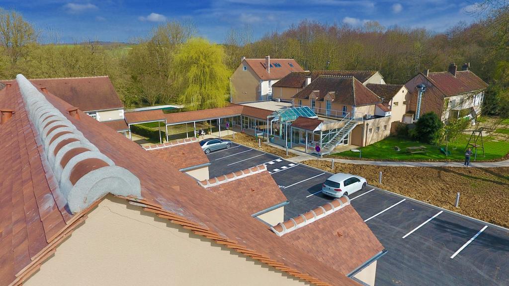 Logis Hotel Restaurant Le Moulin De La Coudre Venoy Eksteriør billede